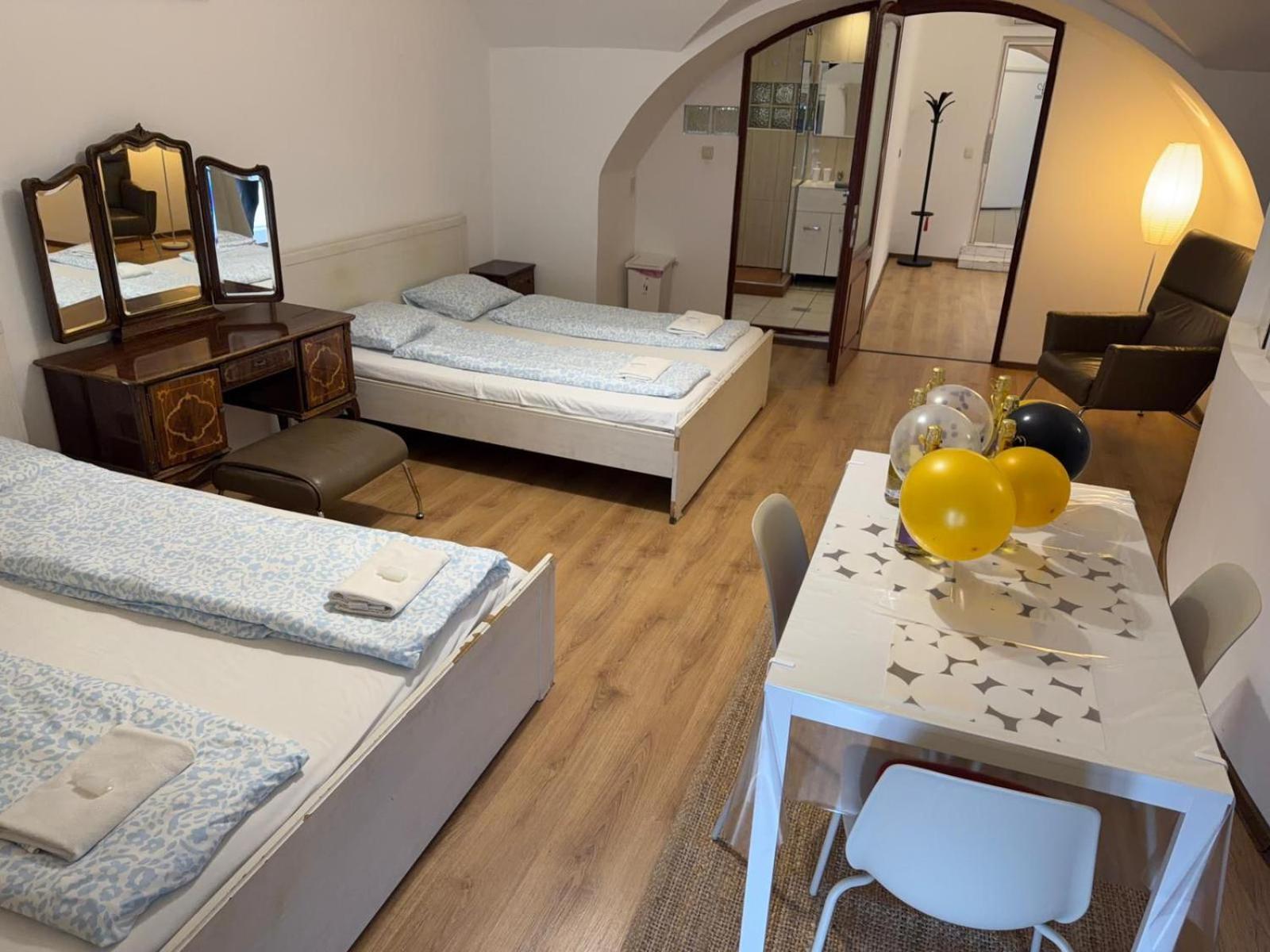 Travel Inn Apartments — Photos 1
