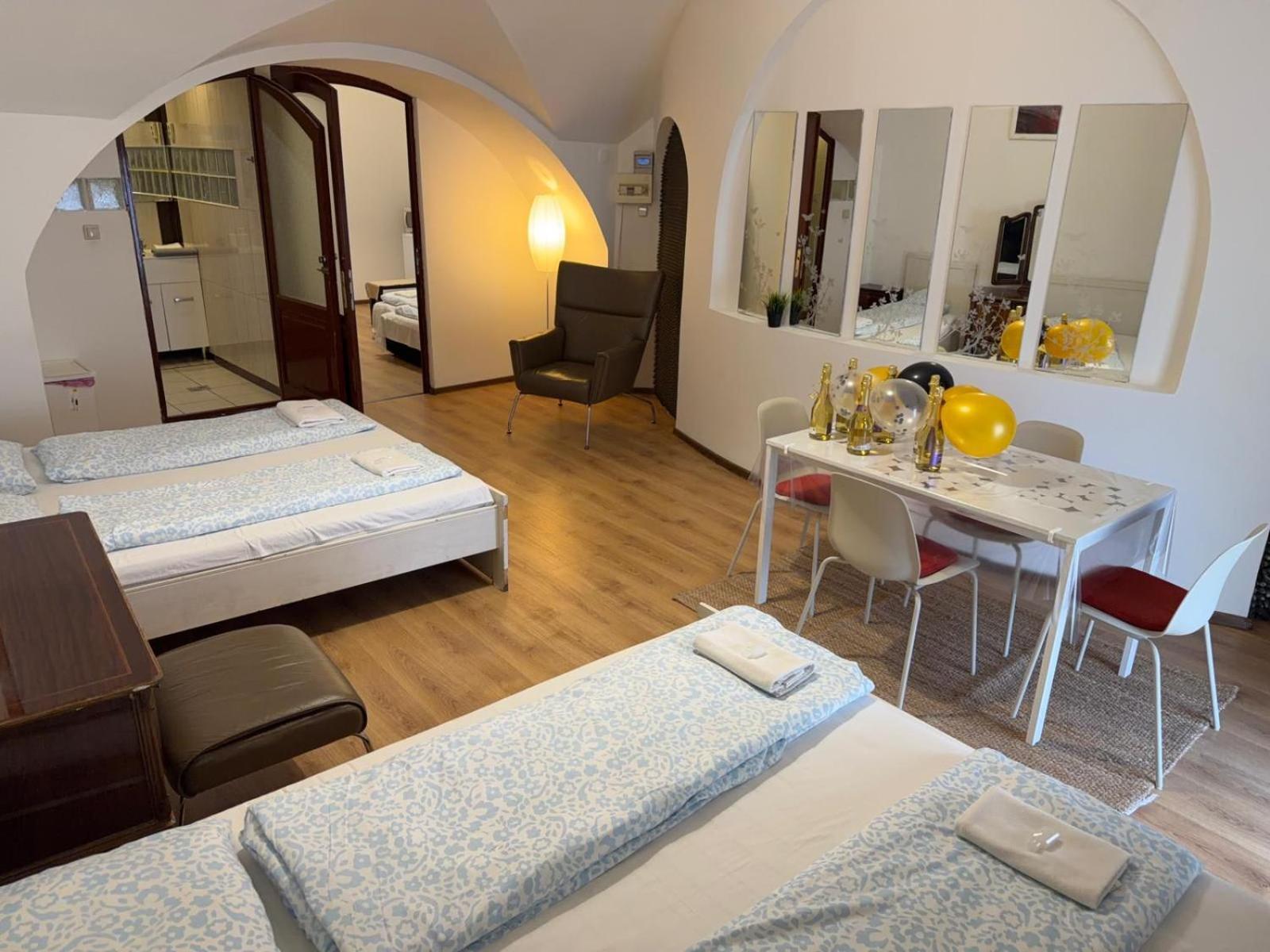 Travel Inn Apartments — Photos 2